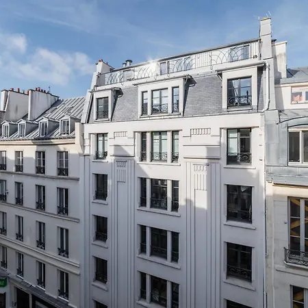 Paisible Proximite Des Halle - 4p Paris